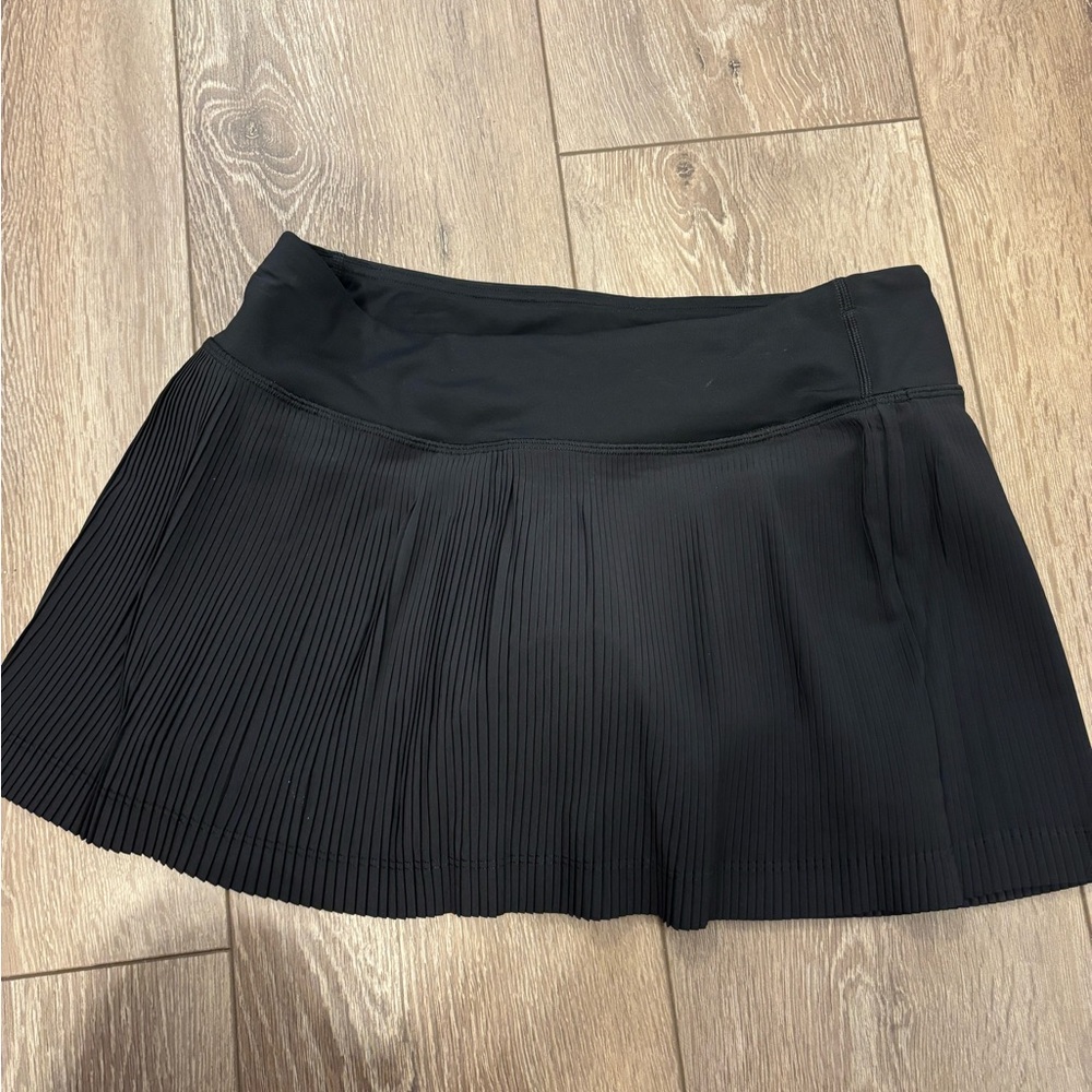 Black pleat to street lululemon skirt
